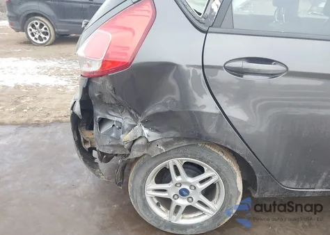 2018 Ford Fiesta Se z USA, uszkodzony, nr VIN 3FADP4EJ5JM100640